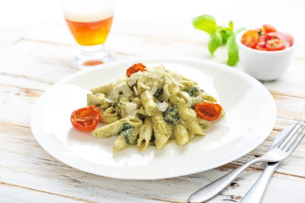 70587_Carolines_Kök_Pasta_pesto_tallrik_high_web